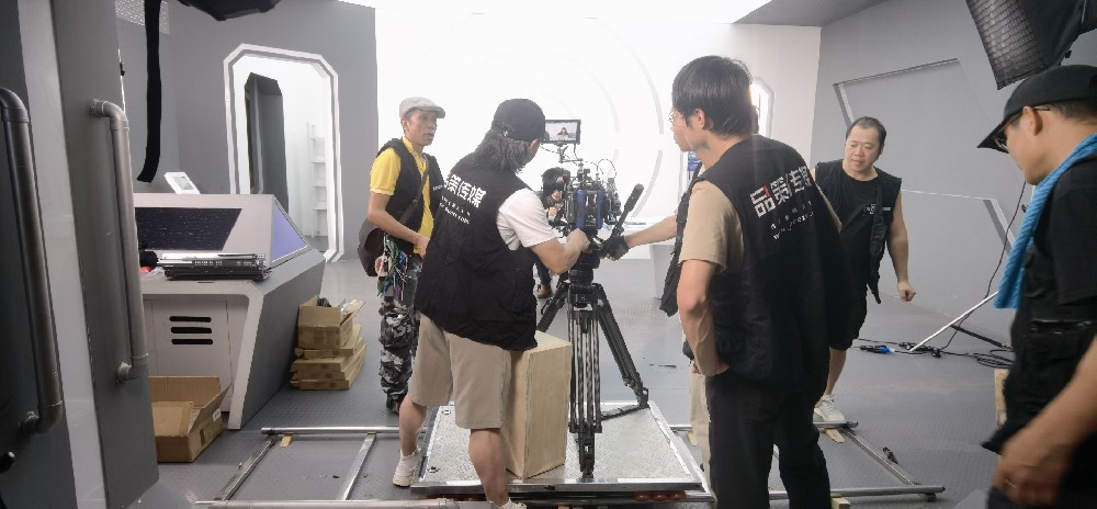 企业宣传片拍摄公司能否制作中英双语版本？